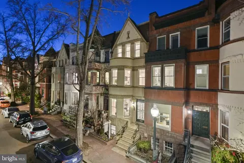 1717 Riggs Pl NW, Washington, DC 20009