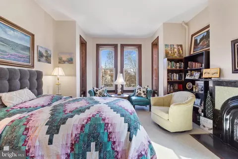 Bedroom - 317 6th St SE, Washington, DC 20003 photo 6 of 9