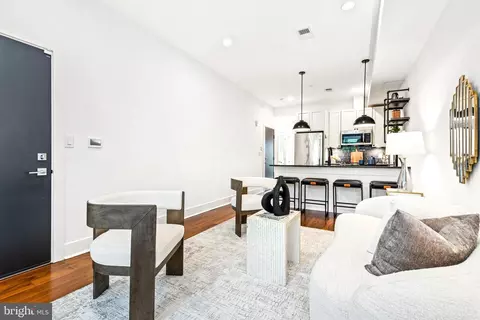 Living - 11 15th St NE #5, Washington, DC 20002 photo 4 of 4
