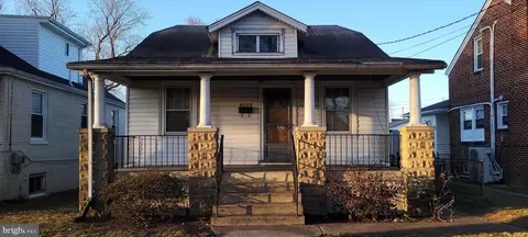 4220 Lane Pl NE, Washington, DC 20019