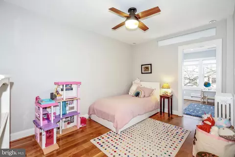 Bedroom - 540 24th St NE, Washington, DC 20002 photo 3 of 5