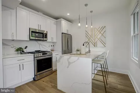 Kitchen - 317 3rd SE #22, Washington, DC 20003 photo 1 of 7