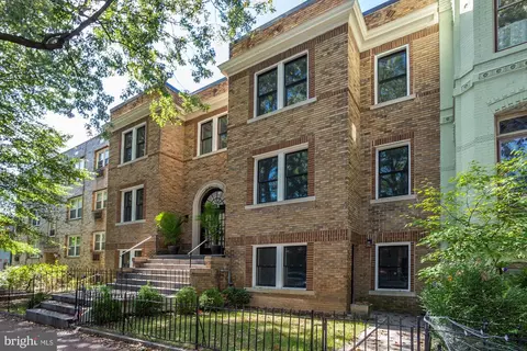 Exterior - 317 3rd SE #22, Washington, DC 20003 photo 2 of 2