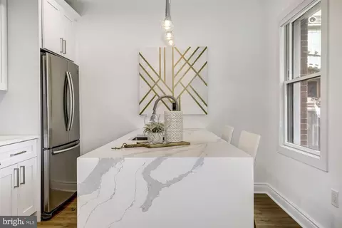 Dining - 317 3rd SE #22, Washington, DC 20003 photo 2 of 2