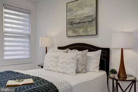 Bedroom - 317 3rd SE #22, Washington, DC 20003 photo 2 of 7