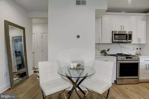 Dining - 317 3rd SE #22, Washington, DC 20003 photo 1 of 2