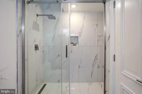 Bath - 317 3rd SE #22, Washington, DC 20003 photo 4 of 4