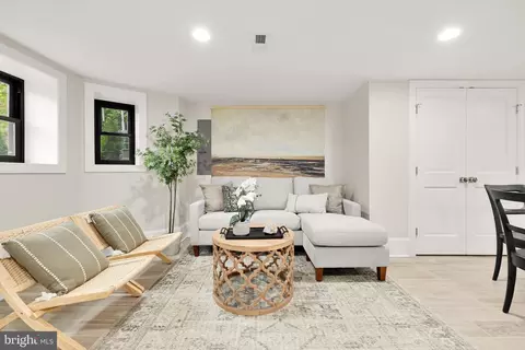 915 10th St NE, Washington, DC 20002 photo 41