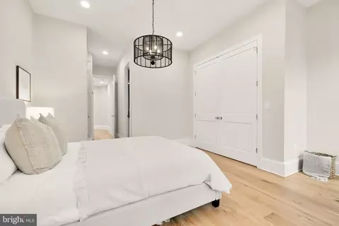 915 10th St NE, Washington, DC 20002 photo 28