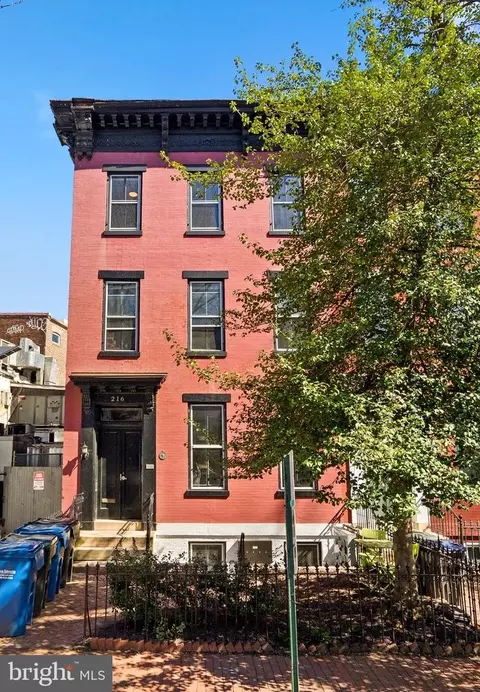 216 3rd St SE, Washington, DC 20003