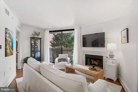 2725 Connecticut Ave NW #208, Washington, DC 20008