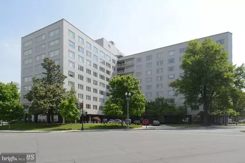 2475 Virginia Ave NW # 807, Washington, DC 20037