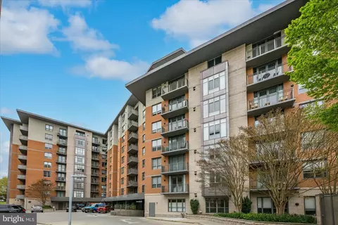 3883 Connecticut Ave NW #208, Washington, DC 20008