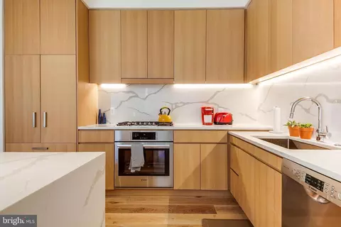 1324 E Street St SE #107, Washington, DC 20003 photo 17