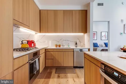 1324 E Street St SE #107, Washington, DC 20003 photo 18