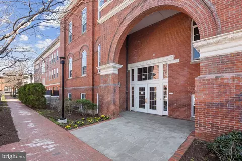 1324 E Street St SE #107, Washington, DC 20003 photo 34