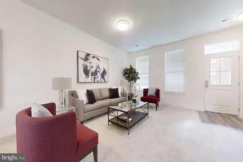 95 49th SE, Washington, DC 20019