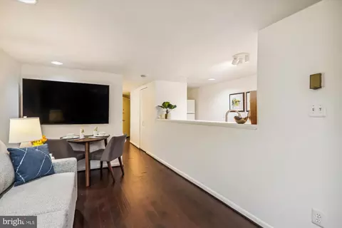 Dining - 125 12th St NE, Washington, DC 20002 photo 5 of 5
