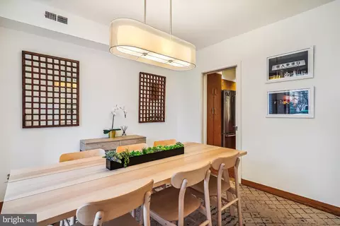Dining - 125 12th St NE, Washington, DC 20002 photo 4 of 5
