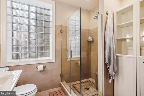 Bath - 125 12th St NE, Washington, DC 20002 photo 1 of 7