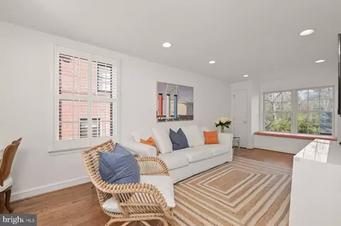 4751 Berkeley Ter NW, Washington, DC 20007 photo 9