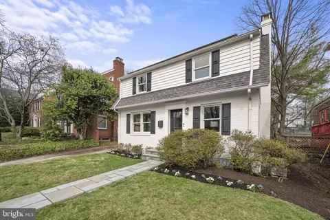 3205 Stephenson Pl NW, Washington, DC 20015