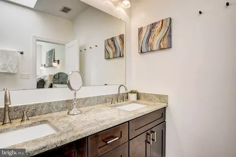58 Q St NE, Washington, DC 20002 photo 24