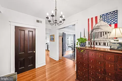 116 6th St NE #201, Washington, DC 20002 photo 3