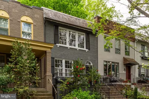 2756 Woodley Pl NW, Washington, DC 20008