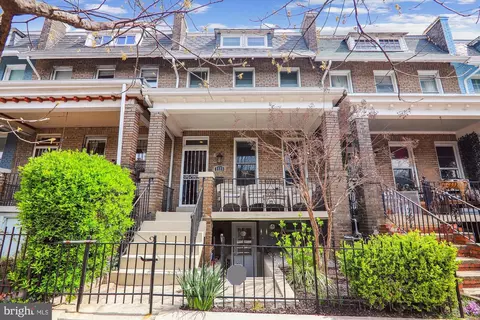 1123 4th St NE, Washington, DC 20002