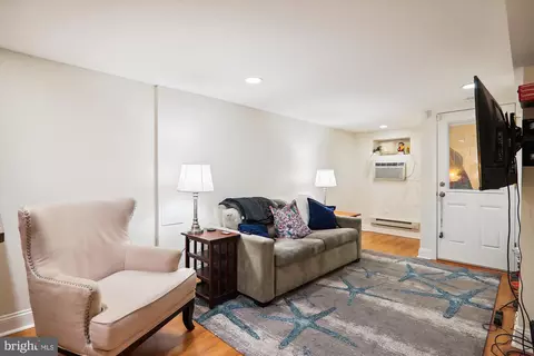 Living - 1123 4th St NE, Washington, DC 20002 photo 3 of 4