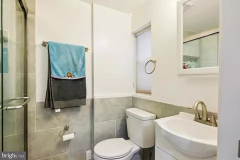 Bath - 1123 4th St NE, Washington, DC 20002 photo 5 of 6