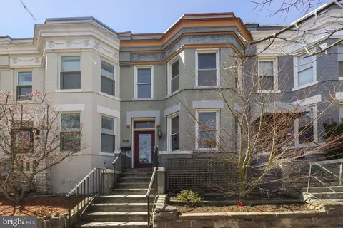 Exterior - 706 4th St NE, Washington, DC 20002 photo 4 of 4