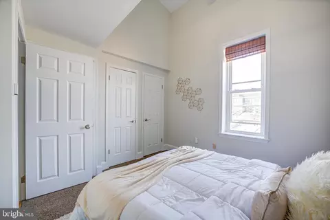 Bedroom - 676 4th St NE #404, Washington, DC 20002 photo 4 of 4