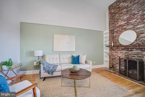 Living - 676 4th St NE #404, Washington, DC 20002 photo 2 of 3