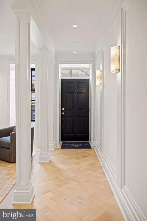 1667 Avon Pl NW, Washington, DC 20007 photo 8