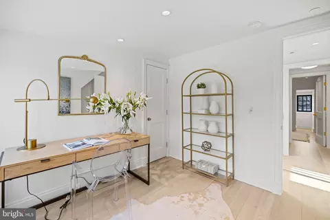 1667 Avon Pl NW, Washington, DC 20007 photo 44