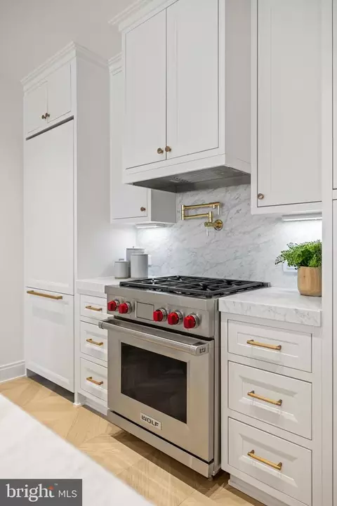 1667 Avon Pl NW, Washington, DC 20007 photo 13