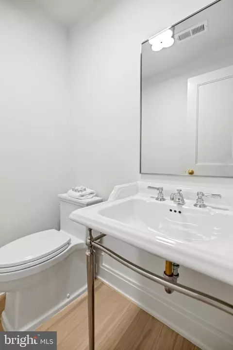 1667 Avon Pl NW, Washington, DC 20007 photo 53