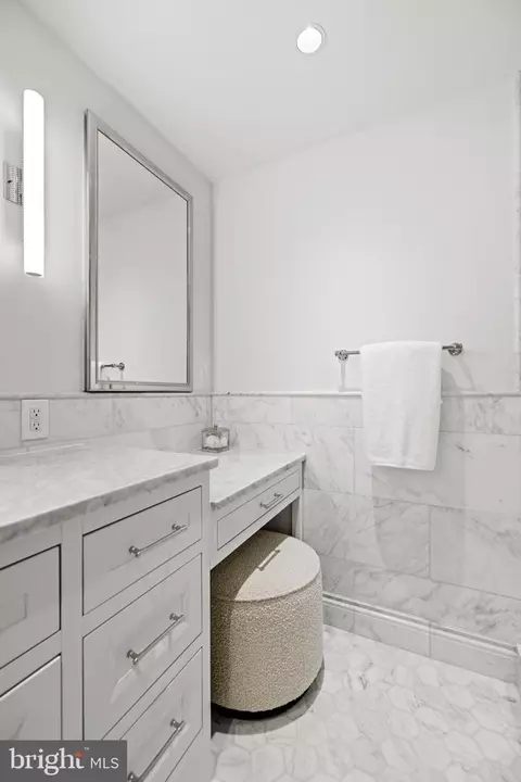 1667 Avon Pl NW, Washington, DC 20007 photo 29