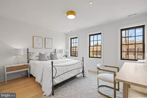 1667 Avon Pl NW, Washington, DC 20007 photo 32
