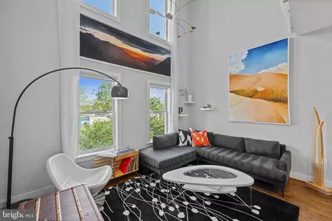 Living - 1621 D St SE #2, Washington, DC 20003 photo 2 of 2