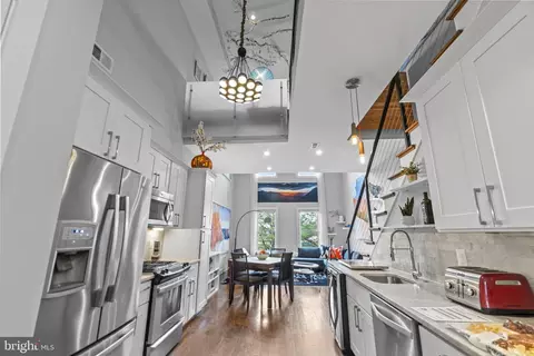 Kitchen - 1621 D St SE #2, Washington, DC 20003 photo 6 of 8