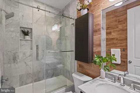 Bath - 1621 D St SE #2, Washington, DC 20003 photo 1 of 2