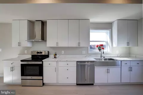 4000 D St SE, Washington, DC 20019 photo 18