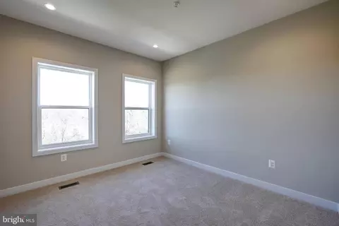4000 D St SE, Washington, DC 20019 photo 48
