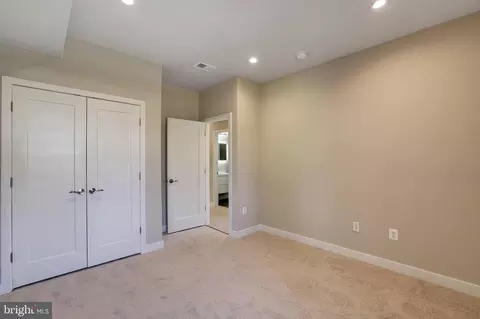 4000 D St SE, Washington, DC 20019 photo 37