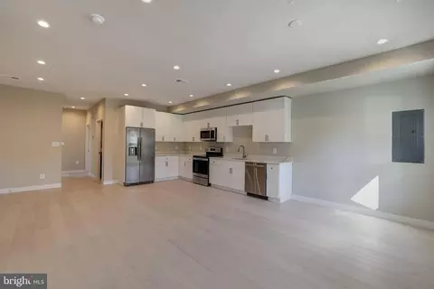 4000 D St SE, Washington, DC 20019 photo 43