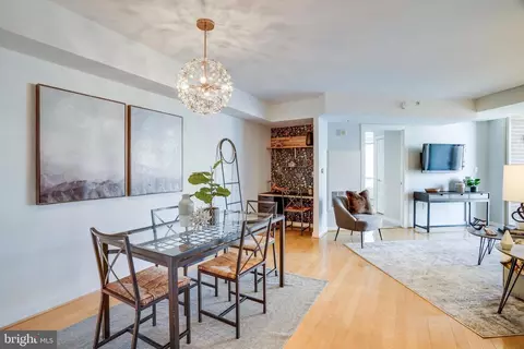 1000 New Jersey Ave SE #913, Washington, DC 20003