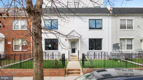 1236 18th St NE #4, Washington, DC 20002
